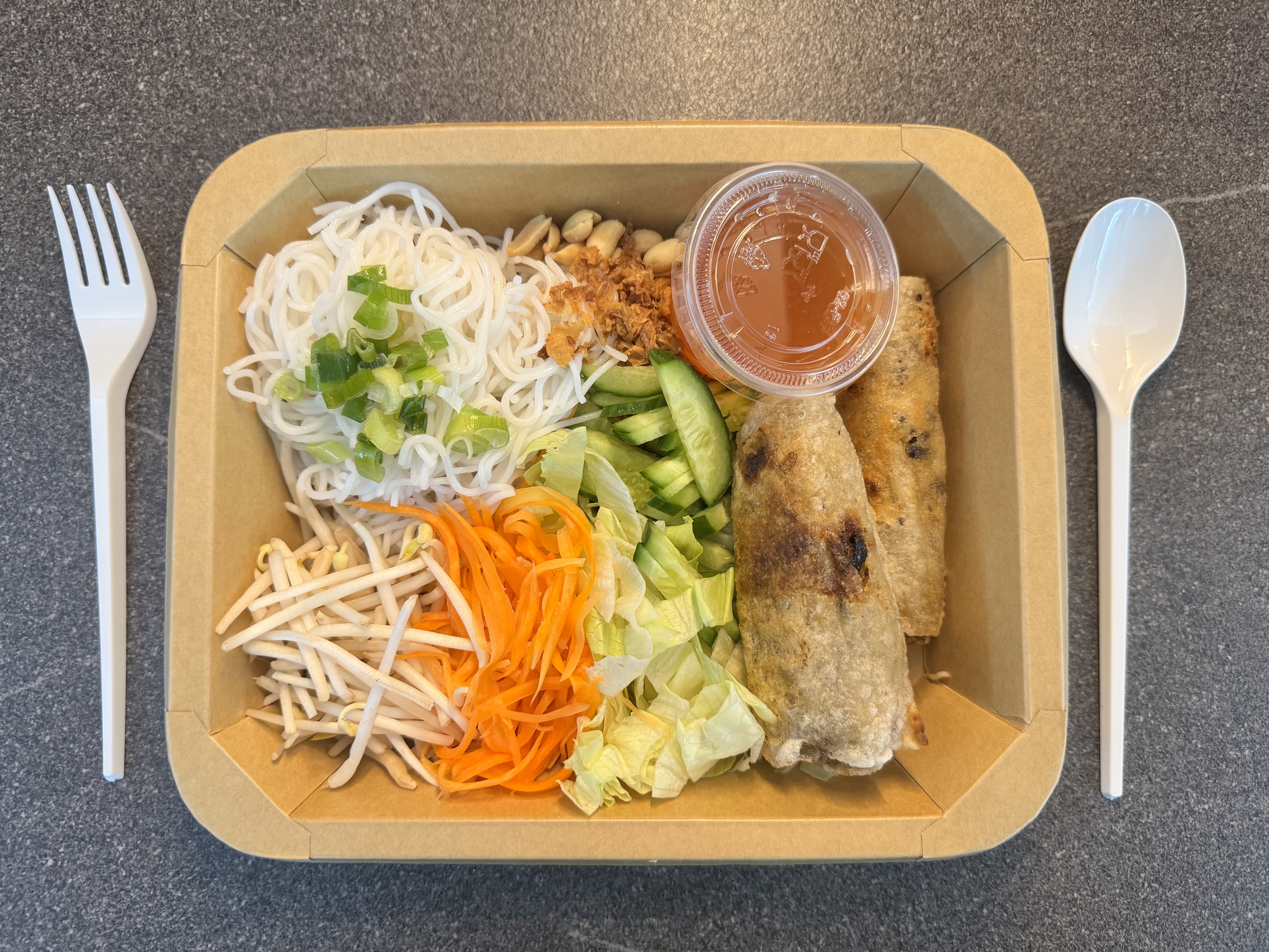 Bún chả giò chay